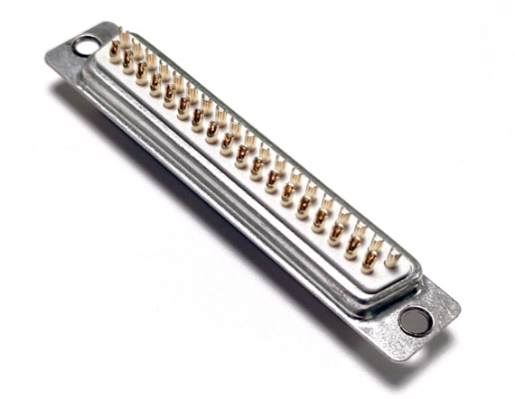 DB 37P 母头 传统焊线式 车针 光孔 黑胶连接器 DB 37P 母头 传统焊线式 车针 光孔 黑胶连接器