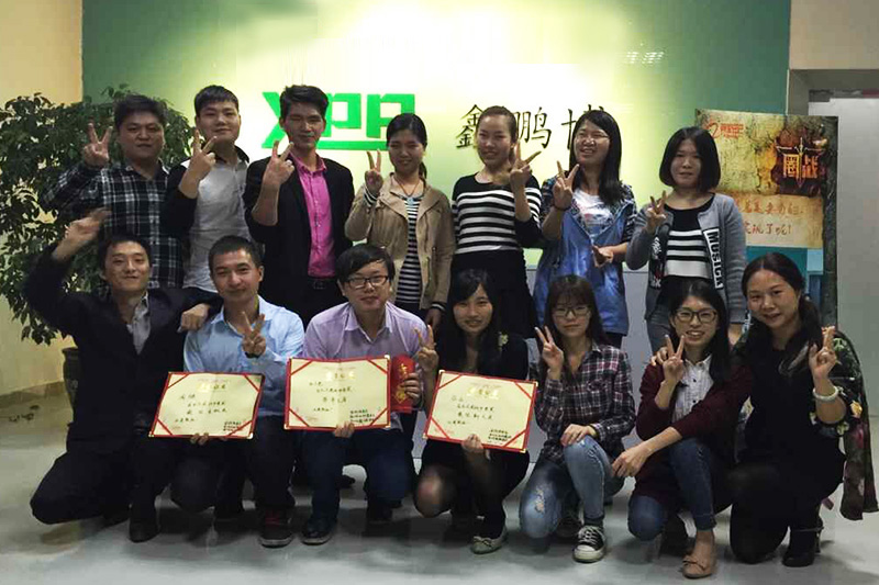 连接器厂家员工合影
连接器厂家员工合影